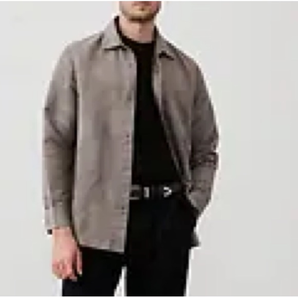 Banana Republic Standard Fit Men’s Shirt